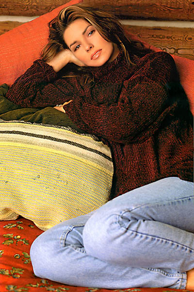 shania16.jpg (86354 bytes)