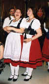 SchuTanz10.jpg (44347 bytes)