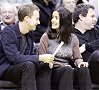 Edward Norton and Salma Hayek at the Lakers-San Antonio Spurs game Los Angeles December 1, 2000