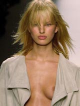 Karolina Kurkova: on the catwalk