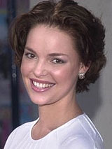 Katherine Heigl: short, dark hair