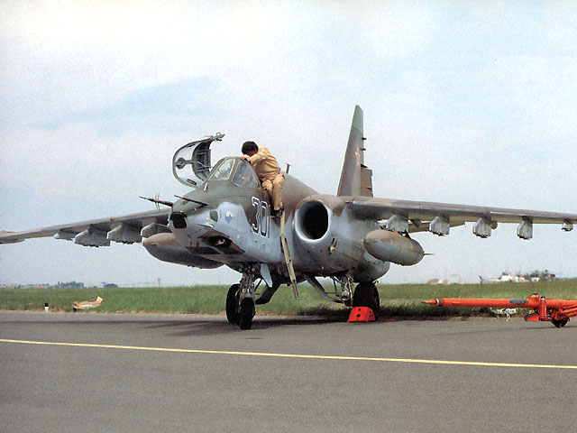 Su-25 Frogfoot(69106 bytes)