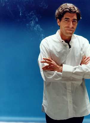 sabina24.jpg (19002 bytes)