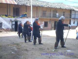 BAILEABUELITOS01