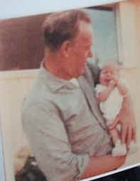 DCP_0007dad.jpg (35041 bytes)