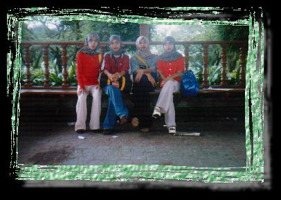 kakak.JPG (28970 bytes)