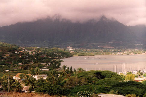 oahu2.jpg (36118 bytes)