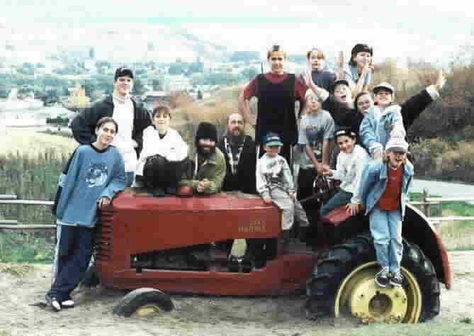 apple picking picture