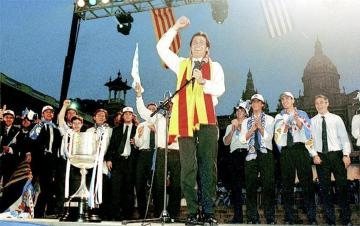 Copcb16.jpg (23945 bytes)