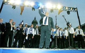 Copcb8.jpg (23034 bytes)