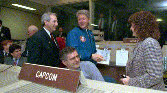 Daniel Goldin and President Clinton