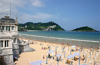 Caseta Real de Baños. Playa de la Concha. San Sebastian