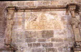 Fachada norte estatuas-columna y pantocrator