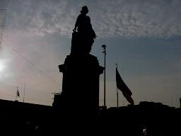 Monumento a Enrico Martínez