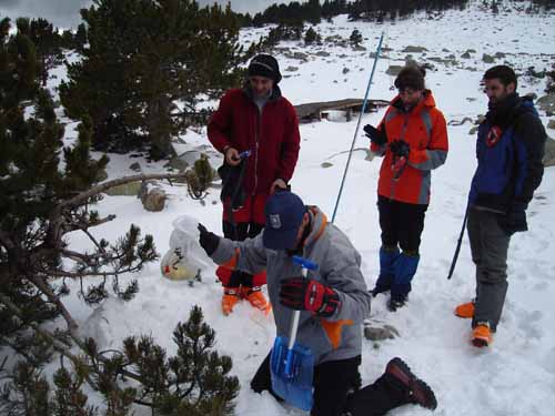 Ascensio al Puigpedros (2914m). 