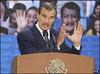 Diario Accion de General Rodriguez, politica, actualidad, noticias e informacion, personalidades e instituciones, policiales, galerias de fotos; historia de General Rodriguez, sus origenes, edificios, estancias, habitos y costumbres, anecdotas, comercios e industrias, los fundadores, antiguas instituciones, fotos e imagenes; suplementos especiales: la crisis politica, economica y social de la Argentina, los acontecimientos de Diciembre de 2001, articulos y entrevistas; Emigracion: toda la informacion destinada a aquellos que desean emigrar, radicarse o estudiar en el exterior, visas, pasaportes, consejos, guias, informacion util, links; Trueque: novedades e informacion, links, estructura del trueque; el casamiento de Maxima Zorreguieta y el principe Guillermo Alejandro de Holanda; Guerra de Afganistan: galeria de imagenes e informacion sobre la primera guerra del siglo XXI; la guerra de Irak, Bagdad, Georges W. Bush, Saddam Husseim, el atentado a las torres Gemelas de Nueva York, las twin towers, el 11-s, y descripcion del hecho que conmovio al mundo; Empleo: consultoras, clasificados, agencias de empleo, consejos e informacion util, curriculum vitae, como confeccionarlos, noticias de actualidad; 
Los numeros de la crisis: Las consecuencias de la crisis politica, economica y social; estadisticas, pobreza, desnutricion, salud y asistencia; noticias regionales y provinciales, columnas y editoriales; informacion para negocios: pymes, links, empresas y negocios; Agenda Cultural con toda la informacion de cursos, universidades, talleres, escuelas y oportunidades, exposiciones de arte de la region; buscadores en Internet, Enlaces: links a los mejores sitios de educacion, cultura, arte, biografias, politica, interes general, web, Links del Diario Accion: RMS Titanic, su historia, su tragico viaje inaugural; historias, testimonios, documentos y articulos sobre el naufragio; links y sitios sobre el tema; la pelicula de Cameron, fotos e imagenes; suplementos especiales, Historia Argentina y de General Rodriguez, la llegada de la democracia en General Rodriguez, la asuncion de Juan Lumbreras como intendente en 1983, galeria de imagenes, sus palabras y los actos, su gabinete, festejos de la comunidad. Fundacion del pueblo de General Rodriguez, sus instituciones y personalidades relevantes, arquitectura y edificios, comercios e industrias, sus comienzos, estancias, inmigraciones italianas, espaolas, vascas e irlandesas, anecdotas y efemerides, sus hombres ilustres, el Hospital Vicente Lopez y Planes, su fundacion por las Damas de Beneficencia, el hundimiento del crucero General Belgrano, testimonios de ex combatientes y tripulantes, su comandante Hector Elias Bonzo, fotos e imagenes, recuerdos y homenajes, historia de la familia Bonzo de General Rodriguez, entrevistas y articulos periodisticos. La guerra de Malvinas en el Atlantico Sur, el conflicto belico con Gran Bretaa de 1982, politicos relevantes, Benjamin Paez y Trueba, fotos antiguas de familias fundadoras, galerias de imagenes de pobladores, recorrida virtual por el antiguo General Rodriguez, el paso de la Infanta en 1910, historia de La Serenisima, la familia Mastellone, La Choza, Bernardo de Irigoyen, peronismo y radicalismo y muchisimo mas