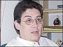 Sergio Hernández,Altercom,Ley de Extranjería,España,Yolanda Villavicencio AESCO,Juan Salvatierra,Ocio Latino,Ecuatorianos,indocumentados,latinoamericanos,11-M,atentado ETA,Madrid,Atocha,José María Aznar,terrorismos,Al-Qaeda,argentinos,uruguayos,comunidad latinoamericana,inmigracion,Grupo Santillana,emigracion,embajadas,consulados,visas,requisitos,integracion,España,inmigracion,trabajo,empleo,contrataciones,colocaciones,Latinoamerica,Argentina,Peru,Colombia,busquedas,visas,pasaportes,España,inmigracion,trabajo,empleo,contrataciones,colocaciones,Latinoamerica,Argentina,Peru,Colombia,busquedas,visas,pasaportes,tramites,extranjeros,ilegales,emigraciones,testimonios,foros,viajes,consulados,embajadas,requisitos,condiciones,Italia,USA;Estados Unidos,Francia,Canada,Diario Accion de General Rodriguez, politica, actualidad, noticias e informacion, personalidades e instituciones, policiales, galerias de fotos; historia de General Rodriguez, sus origenes, edificios, estancias, habitos y costumbres, anecdotas, comercios e industrias, los fundadores, antiguas instituciones, fotos e imagenes; suplementos especiales: la crisis politica, economica y social de la Argentina, los acontecimientos de Diciembre de 2001, articulos y entrevistas; Emigracion: toda la informacion destinada a aquellos que desean emigrar, radicarse o estudiar en el exterior, visas, pasaportes, consejos, guias, informacion util, links; Trueque: novedades e informacion, links, estructura del trueque; el casamiento de Maxima Zorreguieta y el principe Guillermo Alejandro de Holanda; Guerra de Afganistan: galeria de imagenes e informacion sobre la primera guerra del siglo XXI; la guerra de Irak, Bagdad, Georges W. Bush, Saddam Husseim, el atentado a las torres Gemelas de Nueva York, las twin towers, el 11-s, y descripcion del hecho que conmovio al mundo; Empleo: consultoras, clasificados, agencias de empleo, consejos e informacion util, curriculum vitae, como confeccionarlos, noticias de actualidad; 
Los numeros de la crisis: Las consecuencias de la crisis politica, economica y social; estadisticas, pobreza, desnutricion, salud y asistencia; noticias regionales y provinciales, columnas y editoriales; informacion para negocios: pymes, links, empresas y negocios; Agenda Cultural con toda la informacion de cursos, universidades, talleres, escuelas y oportunidades, exposiciones de arte de la region; buscadores en Internet, Enlaces: links a los mejores sitios de educacion, cultura, arte, biografias, politica, interes general, web, Links del Diario Accion: RMS Titanic, su historia, su tragico viaje inaugural; historias, testimonios, documentos y articulos sobre el naufragio; links y sitios sobre el tema; la pelicula de Cameron, fotos e imagenes; suplementos especiales, Historia Argentina y de General Rodriguez, la llegada de la democracia en General Rodriguez, la asuncion de Juan Lumbreras como intendente en 1983, galeria de imagenes, sus palabras y los actos, su gabinete, festejos de la comunidad. Fundacion del pueblo de General Rodriguez, sus instituciones y personalidades relevantes, arquitectura y edificios, comercios e industrias, sus comienzos, estancias, inmigraciones italianas, españolas, vascas e irlandesas, anecdotas y efemerides, sus hombres ilustres, el Hospital Vicente Lopez y Planes, su fundacion por las Damas de Beneficencia, el hundimiento del crucero General Belgrano, testimonios de ex combatientes y tripulantes, su comandante Hector Elias Bonzo, fotos e imagenes, recuerdos y homenajes, historia de la familia Bonzo de General Rodriguez, entrevistas y articulos periodisticos. La guerra de Malvinas en el Atlantico Sur, el conflicto belico con Gran Bretaña de 1982, politicos relevantes, Benjamin Paez y Trueba, fotos antiguas de familias fundadoras, galerias de imagenes de pobladores, recorrida virtual por el antiguo General Rodriguez, el paso de la Infanta en 1910, historia de La Serenisima, la familia Mastellone, La Choza, Bernardo de Irigoyen, peronismo y radicalismo y muchisimo mas