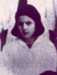 Historia Argentina: Fundacion del Jockey Club de Buenos Aires, la institucion, sus socios fundadores, su actividad, historia y anecdotas, sus presidentes, fotos e imagenes, el incendio de su sede de la calle Florida en 1955, el regimen peronista y sus relaciones con el Jockey, Eva Peron y Juan Domingo Peron, historia de una epoca, situacion actual, el Hipodromo de San Isidro; El Centenario, la belle epoque, habitos y costumbres, las grandes tiendas; Buenos Aires, arquitectura y edificios, palacios y estancias; fotos, documentos, articulos y entrevistas,Diario Accion de General Rodriguez, politica, actualidad, noticias e informacion, personalidades e instituciones, policiales, galerias de fotos; historia de General Rodriguez, sus origenes, edificios, estancias, habitos y costumbres, anecdotas, comercios e industrias, los fundadores, antiguas instituciones, fotos e imagenes; suplementos especiales: la crisis politica, economica y social de la Argentina, los acontecimientos de Diciembre de 2001, articulos y entrevistas; Emigracion: toda la informacion destinada a aquellos que desean emigrar, radicarse o estudiar en el exterior, visas, pasaportes, consejos, guias, informacion util, links; Trueque: novedades e informacion, links, estructura del trueque; el casamiento de Maxima Zorreguieta y el principe Guillermo Alejandro de Holanda; Guerra de Afganistan: galeria de imagenes e informacion sobre la primera guerra del siglo XXI; la guerra de Irak, Bagdad, Georges W. Bush, Saddam Husseim, el atentado a las torres Gemelas de Nueva York, las twin towers, el 11-s, y descripcion del hecho que conmovio al mundo; los ultimos dias de Pompeya, Herculano; un argentino en el Titanic, galerias de fotos; Nefertiti, reina de Egipto; Luz Sosa de Godoy Cruz; el Graf Zeppelin, el Hindenburg y dirigibles; las islas Malvinas y la corte de Luis XV, Madame Du Barry, Pompadour, Luis XVI, Maria Antonieta, la Revolucion Francesa; John Fitzgerald Kennedy y Jacqueline en la Argentina; Empleo: consultoras, clasificados, agencias de empleo, consejos e informacion util, curriculum vitae, como confeccionarlos, noticias de actualidad; Los numeros de la crisis: Las consecuencias de la crisis politica, economica y social; estadisticas, pobreza, desnutricion, salud y asistencia; noticias regionales y provinciales, columnas y editoriales; informacion para negocios: pymes, links, empresas y negocios; Agenda Cultural con toda la informacion de cursos, universidades, talleres, escuelas y oportunidades, exposiciones de arte de la region; buscadores en Internet, Enlaces: links a los mejores sitios de educacion, cultura, arte, biografias, politica, interes general, web, Links del Diario Accion: RMS Titanic, su historia, su tragico viaje inaugural; historias, testimonios, documentos y articulos sobre el naufragio; links y sitios sobre el tema; la pelicula de Cameron, fotos e imagenes; suplementos especiales, Historia Argentina y de General Rodriguez, la llegada de la democracia en General Rodriguez, la asuncion de Juan Lumbreras como intendente en 1983, galeria de imagenes, sus palabras y los actos, su gabinete, festejos de la comunidad. Fundacion del pueblo de General Rodriguez, sus instituciones y personalidades relevantes, arquitectura y edificios, comercios e industrias, sus comienzos, estancias, inmigraciones italianas, españolas, vascas e irlandesas, anecdotas y efemerides, sus hombres ilustres, el Hospital Vicente Lopez y Planes, su fundacion por las Damas de Beneficencia, el hundimiento del crucero General Belgrano, testimonios de ex combatientes y tripulantes, su comandante Hector Elias Bonzo, fotos e imagenes, recuerdos y homenajes, historia de la familia Bonzo de General Rodriguez, entrevistas y articulos periodisticos. La guerra de Malvinas en el Atlantico Sur, el conflicto belico con Gran Bretaña de 1982, politicos relevantes, Benjamin Paez y Trueba, fotos antiguas de familias fundadoras, galerias de imagenes de pobladores, recorrida virtual por el antiguo General Rodriguez, el paso de la Infanta en 1910, historia de La Serenisima, la familia Mastellone, La Choza, Bernardo de Irigoyen, peronismo y radicalismo y muchisimo mas,Eva Peron, sus origenes, infancia y niñez, Los Toldos y Junin, el viaje a Buenos Aires, trayectoria artistica y politica, su casamiento con Juan Domingo Peron, sus relaciones con la alta sociedad argentina, su obra, articulos y entrevistas, testimonios, fotos e imagenes de una epoca, el viaje a Europa, su muerte y sepelio, opiniones, discusiones y reflexiones, la Fundacion Eva Peron, sus relaciones con Peron, el pueblo y Evita, la nueva etapa en la Historia Argentina, Sociedad Argentina: Galerias de personalidades relevantes de la Argentina en los ambitos culturales, artisticos, empresariales, deportivos y religiosos, Relaciones Exteriores Argentinas, embajadas y embajadores, mundo diplomatico, consulados, articulos y entrevistas, personalidades y hechos relevantes, informacion y noticias, agenda y links - Sociedad Argentina, polo, visitas ilustres, galeria, Zona Norte, empresas, negocios y empresarios, consumo, habitos y costumbres, temporada lirica y Teatro Colon, Historia Argentina: Imagenes y fotos, el Centenario, la belle epoque, los años veinte y las decadas del treinta y cuarenta, el peronismo, Eva Peron y Juan Domingo Peron; arquitectura, palacios y estancias, personalidades y hechos relevantes; anecdotas, habitos y costumbres, las grandes tiendas, comercios e industrias; presidentes, politicos, funcionarios y personalidades de los ambientes cultural, artistico, economico, religioso, deportivo y cientifico; documentos y testimonios; el Jockey Club; Argentina y la politica exterior, su insercion en el mundo