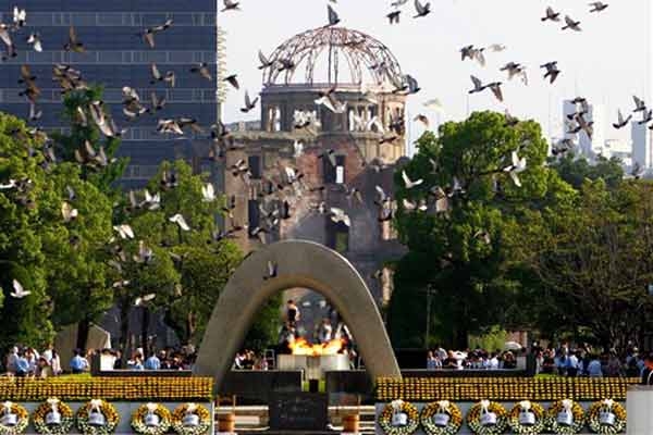 Homosexualaidad,derechos,pensiones,uniones civiles,fallecimientos,jubilaciones,Luis Bruni,UCR,Caja Médicos,union civica radical,Caja Previsión Seguro Médico Provincia,derechos,amparos,legislacion,José Luis Rodríguez Zapatero,España,Argentina,uniones civiles,codigos,matrimonios homosexuales,PSOE,José Blanco,legislaciones,Lisa Gherardini,Gioconda,Louvre,Monna Lisa,Medicis,Lorenzo,Leonardo Da Vinci,pinturas,Italia,Renacimiento,Miguel Angel,Florencia,cuadros,sonrisa,Blade Runner,Ridley Scott, Richard Dawkins,Steven Pinker,Harrison Ford,Stephen Minger,Stanley Kubrick,Daryl Hanna,replicantes,androides,ciencia ficcion,Contactos,SHGb02+14a,proyecto SETI,Search for Extra Terrestial Intelligence,SETI@home,Robert Zemeckis,Jodie Foster,Dan Wertheimer,New Scientist,Arecibo,Puerto Rico,civilizaciones extraterrestres,Ma liberté de penser,Florent Pagny,Argentina,France,Patagonia,Argentine,Azucena Caamaño,Savoir aimer,artistes,musique,musica,CD,cantores,ventas,compras,ranking,Paparazzi,Isabel Sartorius,Borbon,Ortiz Patiño,Vallejo Najera,Entrecanales,Mora Figueroa,Antonio Montero,Sainz Vicuña,España,jet set,Mallorca,Ibiza,John Fitzgerald Kennedy,Lee Harvey Oswald,Vitaliy Fadeyev,Lawrence Berkeley,Carl Haber,Fidel Castro,Lyndon B. Johnson,Jackie,Onassis,Irma Roy,Carolina Papaleo,Osvaldo,diputada nacional,Congreso,Argentina,Raul Granillo Ocampo,politica,justicialismo,peronismo,cine,television,La Horqueta,San Isidro,que se vayan todos,diciembre 2001,2002,2003,2004,maria julia alsogaray,alvaros,,Roberto Martínez Medina,Maria Julia Alsogaray,Raúl Granillo Ocampo,Jorge Rodríguez,Víctor Alderete,Claudia Bello,Angel Massa,Alfredo Yabran,Mario Pontaquarto,Nestor Carlos Kirchner,Cristina Elizabeth Fernandez,corrupcion,senado,general rodriguez,anibal,fernandez,alberto,fernando de la rua,ines pertine,eduardo duhalde,hilda chiche gonzalez,2000,2001,2002,2003,2004,Museos,www.louvre.fr,Leonardo Da Vinci,Gioconda,Mona Lisa,Italia,Francia,France,inventos,Italy,renacimiento,historia,cuadros,links,images,postcards,photos,fotos,imagenes,postales,pictures,historia,arqueologia,descubrimientos,culturales,agenda,infodiario,diario accion,buenos aires,argentina,Diario Accion de General Rodriguez, politica, actualidad, noticias e informacion, personalidades e instituciones, policiales, galerias de fotos; historia de General Rodriguez, sus origenes, edificios, estancias, habitos y costumbres, anecdotas, comercios e industrias, los fundadores, antiguas instituciones, fotos e imagenes; suplementos especiales: la crisis politica, economica y social de la Argentina, los acontecimientos de Diciembre de 2001, articulos y entrevistas; Emigracion: toda la informacion destinada a aquellos que desean emigrar, radicarse o estudiar en el exterior, visas, pasaportes, consejos, guias, informacion util, links; Trueque: novedades e informacion, links, estructura del trueque; el casamiento de Maxima Zorreguieta y el principe Guillermo Alejandro de Holanda; Guerra de Afganistan: galeria de imagenes e informacion sobre la primera guerra del siglo XXI; la guerra de Irak, Bagdad, Georges W. Bush, Saddam Husseim, el atentado a las torres Gemelas de Nueva York, las twin towers, el 11-s, y descripcion del hecho que conmovio al mundo; Empleo: consultoras, clasificados, agencias de empleo, consejos e informacion util, curriculum vitae, como confeccionarlos, noticias de actualidad; 
Los numeros de la crisis: Las consecuencias de la crisis politica, economica y social; estadisticas, pobreza, desnutricion, salud y asistencia; noticias regionales y provinciales, columnas y editoriales; informacion para negocios: pymes, links, empresas y negocios; Agenda Cultural con toda la informacion de cursos, universidades, talleres, escuelas y oportunidades, exposiciones de arte de la region; buscadores en Internet, Enlaces: links a los mejores sitios de educacion, cultura, arte, biografias, politica, interes general, web, Links del Diario Accion: RMS Titanic, su historia, su tragico viaje inaugural; historias, testimonios, documentos y articulos sobre el naufragio; links y sitios sobre el tema; la pelicula de Cameron, fotos e imagenes; suplementos especiales, Historia Argentina y de General Rodriguez, la llegada de la democracia en General Rodriguez, la asuncion de Juan Lumbreras como intendente en 1983, galeria de imagenes, sus palabras y los actos, su gabinete, festejos de la comunidad. Fundacion del pueblo de General Rodriguez, sus instituciones y personalidades relevantes, arquitectura y edificios, comercios e industrias, sus comienzos, estancias, inmigraciones italianas, españolas, vascas e irlandesas, anecdotas y efemerides, sus hombres ilustres, el Hospital Vicente Lopez y Planes, su fundacion por las Damas de Beneficencia, el hundimiento del crucero General Belgrano, testimonios de ex combatientes y tripulantes, su comandante Hector Elias Bonzo, fotos e imagenes, recuerdos y homenajes, historia de la familia Bonzo de General Rodriguez, entrevistas y articulos periodisticos. La guerra de Malvinas en el Atlantico Sur, el conflicto belico con Gran Bretaña de 1982, politicos relevantes, Benjamin Paez y Trueba, fotos antiguas de familias fundadoras, galerias de imagenes de pobladores, recorrida virtual por el antiguo General Rodriguez, el paso de la Infanta en 1910, historia de La Serenisima, la familia Mastellone, La Choza, Bernardo de Irigoyen, peronismo y radicalismo y muchisimo mas