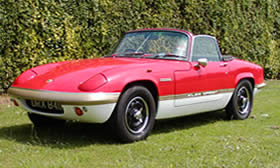 El Lotus Elan ha quedado consagrado como uno de todo los autos más deseables de su tiempo. De los más buscados; de los más bellos; también de los más caros.