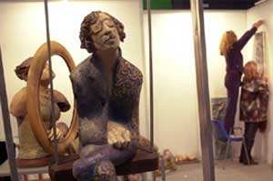 Sociedad Argentina: Galerias de personalidades relevantes de la Argentina en los ambitos culturales, artisticos, empresariales, deportivos y religiosos, Relaciones Exteriores Argentinas, embajadas y embajadores, mundo diplomatico, consulados, articulos y entrevistas, personalidades y hechos relevantes, informacion y noticias, agenda y links - Sociedad Argentina, polo, visitas ilustres, galeria, Zona Norte, exposiciones y decoracion, Arte BA, Casa FOA, pintura y escultura, hogar, empresas, negocios y empresarios, consumo, habitos y costumbres, temporada lirica y Teatro Colon, Historia Argentina: Imagenes y fotos, el Centenario, la belle epoque, los años veinte y las decadas del treinta y cuarenta, el peronismo, Eva Peron y Juan Domingo Peron; arquitectura, palacios y estancias, personalidades y hechos relevantes; anecdotas, habitos y costumbres, las grandes tiendas, comercios e industrias; presidentes, politicos, funcionarios y personalidades de los ambientes cultural, artistico, economico, religioso, deportivo y cientifico; documentos y testimonios; el Jockey Club; Argentina y la politica exterior, su insercion en el mundo; Grandes familias argentinas: Los Alvear, Alzaga y Anchorena, los Pueyrredon, Ramos Mejia, Bullrich, Martinez de Hoz, Bunge, Lezica, Zapiola, etc. sus origenes, estancias, palacios y fortunas, sus miembros mas destacados en la historia del pais.