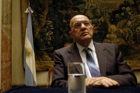 Diario Accion de General Rodriguez, politica, actualidad, noticias e informacion, personalidades e instituciones, policiales, galerias de fotos; historia de General Rodriguez, sus origenes, edificios, estancias, habitos y costumbres, anecdotas, comercios e industrias, los fundadores, antiguas instituciones, fotos e imagenes; suplementos especiales: la crisis politica, economica y social de la Argentina, los acontecimientos de Diciembre de 2001, articulos y entrevistas; Emigracion: toda la informacion destinada a aquellos que desean emigrar, radicarse o estudiar en el exterior, visas, pasaportes, consejos, guias, informacion util, links; Trueque: novedades e informacion, links, estructura del trueque; el casamiento de Maxima Zorreguieta y el principe Guillermo Alejandro de Holanda; Guerra de Afganistan: galeria de imagenes e informacion sobre la primera guerra del siglo XXI; la guerra de Irak, Bagdad, Georges W. Bush, Saddam Husseim, el atentado a las torres Gemelas de Nueva York, las twin towers, el 11-s, y descripcion del hecho que conmovio al mundo; los ultimos dias de Pompeya, Herculano; un argentino en el Titanic, galerias de fotos; Nefertiti, reina de Egipto; Luz Sosa de Godoy Cruz; el Graf Zeppelin, el Hindenburg y dirigibles; las islas Malvinas y la corte de Luis XV, Madame Du Barry, Pompadour, Luis XVI, Maria Antonieta, la Revolucion Francesa; Empleo: consultoras, clasificados, agencias de empleo, consejos e informacion util, curriculum vitae, como confeccionarlos, noticias de actualidad; Los numeros de la crisis: Las consecuencias de la crisis politica, economica y social; estadisticas, pobreza, desnutricion, salud y asistencia; noticias regionales y provinciales, columnas y editoriales; informacion para negocios: pymes, links, empresas y negocios; Agenda Cultural con toda la informacion de cursos, universidades, talleres, escuelas y oportunidades, exposiciones de arte de la region; buscadores en Internet, Enlaces: links a los mejores sitios de educacion, cultura, arte, biografias, politica, interes general, web, Links del Diario Accion: RMS Titanic, su historia, su tragico viaje inaugural; historias, testimonios, documentos y articulos sobre el naufragio; links y sitios sobre el tema; la pelicula de Cameron, fotos e imagenes; suplementos especiales, Historia Argentina y de General Rodriguez, la llegada de la democracia en General Rodriguez, la asuncion de Juan Lumbreras como intendente en 1983, galeria de imagenes, sus palabras y los actos, su gabinete, festejos de la comunidad. Fundacion del pueblo de General Rodriguez, sus instituciones y personalidades relevantes, arquitectura y edificios, comercios e industrias, sus comienzos, estancias, inmigraciones italianas, españolas, vascas e irlandesas, anecdotas y efemerides, sus hombres ilustres, el Hospital Vicente Lopez y Planes, su fundacion por las Damas de Beneficencia, el hundimiento del crucero General Belgrano, testimonios de ex combatientes y tripulantes, su comandante Hector Elias Bonzo, fotos e imagenes, recuerdos y homenajes, historia de la familia Bonzo de General Rodriguez, entrevistas y articulos periodisticos. La guerra de Malvinas en el Atlantico Sur, el conflicto belico con Gran Bretaña de 1982, politicos relevantes, Benjamin Paez y Trueba, fotos antiguas de familias fundadoras, galerias de imagenes de pobladores, recorrida virtual por el antiguo General Rodriguez, el paso de la Infanta en 1910, historia de La Serenisima, la familia Mastellone, La Choza, Bernardo de Irigoyen, peronismo y radicalismo y muchisimo mas