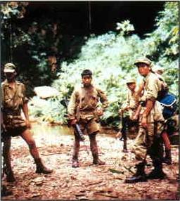 Tropas peruanas del Regimiento de Caballera Blindada <<Jos Buenaventura Seplveda>> N 113 en la falsa Cueva de los Tayos arrebatada al Ecuador