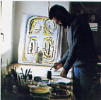 El artista Rafael Quintero en su taller 1990