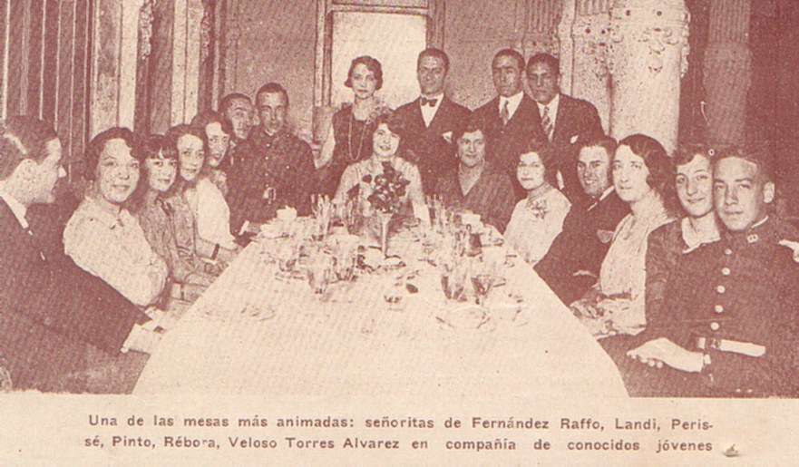 Sociedad Argentina, Galerias de personalidades relevantes de la Argentina en los ambitos culturales, artisticos, empresariales, deportivos y religiosos, Relaciones Exteriores Argentinas, embajadas y embajadores, mundo diplomatico, consulados, articulos y entrevistas, personalidades y hechos relevantes, informacion y noticias, agenda y links - Sociedad Argentina, polo, visitas ilustres, galeria, Zona Norte, empresas, negocios y empresarios, consumo, habitos y costumbres, temporada lirica y Teatro Colon, Historia Argentina: Imagenes y fotos, el Centenario, la belle epoque, los años veinte y las decadas del treinta y cuarenta, el peronismo, Eva Peron y Juan Domingo Peron; arquitectura, palacios y estancias, personalidades y hechos relevantes; anecdotas, habitos y costumbres, las grandes tiendas, comercios e industrias; presidentes, politicos, funcionarios y personalidades de los ambientes cultural, artistico, economico, religioso, deportivo y cientifico; documentos y testimonios; el Jockey Club; Argentina y la politica exterior, su insercion en el mundo; Grandes familias argentinas: Los Alvear, Alzaga y Anchorena, los Pueyrredon, Ramos Mejia, Bullrich, Martinez de Hoz, Bunge, Lezica, Zapiola, etc. sus origenes, estancias, palacios y fortunas, sus miembros mas destacados en la historia del pais.