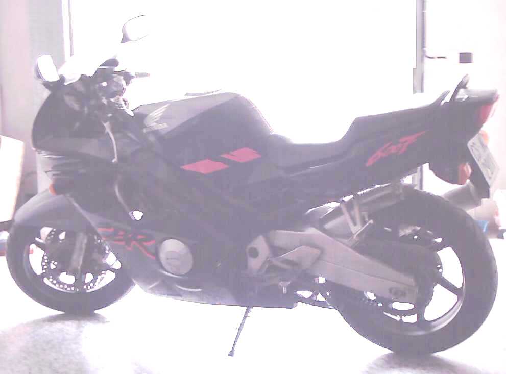 Foto actual moto Honda cbr 600 F