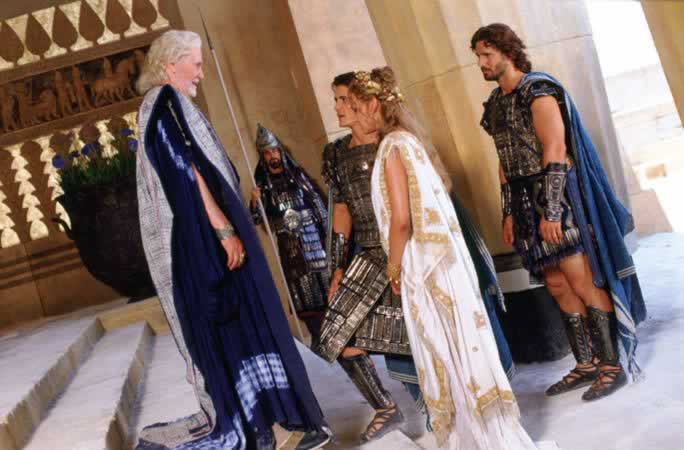 Historia, isla de Creta, Cnosos, Knosos, Crete, Minotauro, Laberinto, Dedalo, Icaro, Minos, Heraklion, Gurnia, Histoire, History, Ariadna, Thera, Santorini, Aegean Sea, Greece, Peloponnese, Dodekanese islands, Athens, Iraklion, Daedalus, Icarus, goddess, parisiennes, fresco, vase, sarcophagus, museum Herakleion, Phaistos, King Minos, Knossos,  Hagia Triada, travel, voyages, cretan, pictures, images, postcards, minoans, Historia, Creta, Palacio Knosos, Festos, Grecia, Egeo, Minotauro, Terenci Moix, Teseo, Teseus. , Diario Accion de General Rodriguez, politica, actualidad, noticias e informacion, personalidades e instituciones, policiales, galerias de fotos; historia de General Rodriguez, sus origenes, edificios, estancias, habitos y costumbres, anecdotas, comercios e industrias, los fundadores, antiguas instituciones, fotos e imagenes; suplementos especiales: la crisis politica, economica y social de la Argentina, los acontecimientos de Diciembre de 2001, articulos y entrevistas; Emigracion: toda la informacion destinada a aquellos que desean emigrar, radicarse o estudiar en el exterior, visas, pasaportes, consejos, guias, informacion util, links; Trueque: novedades e informacion, links, estructura del trueque; el casamiento de Maxima Zorreguieta y el principe Guillermo Alejandro de Holanda; Guerra de Afganistan: galeria de imagenes e informacion sobre la primera guerra del siglo XXI; la guerra de Irak, Bagdad, Georges W. Bush, Saddam Husseim, el atentado a las torres Gemelas de Nueva York, las twin towers, el 11-s, y descripcion del hecho que conmovio al mundo; los ultimos dias de Pompeya, Herculano; un argentino en el Titanic, galerias de fotos; Nefertiti, reina de Egipto; Luz Sosa de Godoy Cruz; el Graf Zeppelin, el Hindenburg y dirigibles; las islas Malvinas y la corte de Luis XV, Madame Du Barry, Pompadour, Luis XVI, Maria Antonieta, la Revolucion Francesa; Empleo: consultoras, clasificados, agencias de empleo, consejos e informacion util, curriculum vitae, como confeccionarlos, noticias de actualidad; Los numeros de la crisis: Las consecuencias de la crisis politica, economica y social; estadisticas, pobreza, desnutricion, salud y asistencia; noticias regionales y provinciales, columnas y editoriales; informacion para negocios: pymes, links, empresas y negocios; Agenda Cultural con toda la informacion de cursos, universidades, talleres, escuelas y oportunidades, exposiciones de arte de la region; buscadores en Internet, Enlaces: links a los mejores sitios de educacion, cultura, arte, biografias, politica, interes general, web, Links del Diario Accion: RMS Titanic, su historia, su tragico viaje inaugural; historias, testimonios, documentos y articulos sobre el naufragio; links y sitios sobre el tema; la pelicula de Cameron, fotos e imagenes; suplementos especiales, Historia Argentina y de General Rodriguez, la llegada de la democracia en General Rodriguez, la asuncion de Juan Lumbreras como intendente en 1983, galeria de imagenes, sus palabras y los actos, su gabinete, festejos de la comunidad. Fundacion del pueblo de General Rodriguez, sus instituciones y personalidades relevantes, arquitectura y edificios, comercios e industrias, sus comienzos, estancias, inmigraciones italianas, espa&ntilde;olas, vascas e irlandesas, anecdotas y efemerides, sus hombres ilustres, el Hospital Vicente Lopez y Planes, su fundacion por las Damas de Beneficencia, el hundimiento del crucero General Belgrano, testimonios de ex combatientes y tripulantes, su comandante Hector Elias Bonzo, fotos e imagenes, recuerdos y homenajes, historia de la familia Bonzo de General Rodriguez, entrevistas y articulos periodisticos. La guerra de Malvinas en el Atlantico Sur, el conflicto belico con Gran Breta&ntilde;a de 1982, politicos relevantes, Benjamin Paez y Trueba, fotos antiguas de familias fundadoras, galerias de imagenes de pobladores, recorrida virtual por el antiguo General Rodriguez, el paso de la Infanta en 1910, historia de La Serenisima, la familia Mastellone, La Choza, Bernardo de Irigoyen, peronismo y radicalismo y muchisimo mas