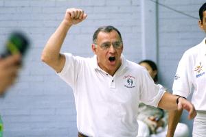 photo of Coach Charles Randall during Anylu Cruz's bouting against Mex. National champion Pilar Duenas