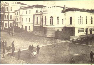 sarikisla2.JPG (24340 bytes)