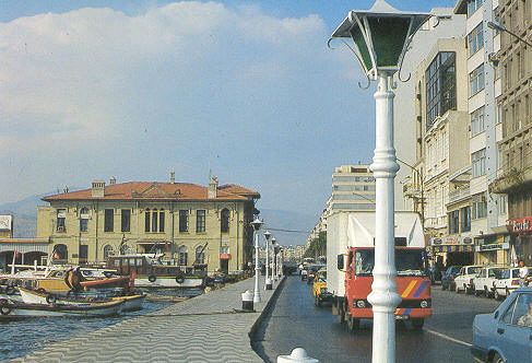 yenipasaport02.jpg (48001 bytes)