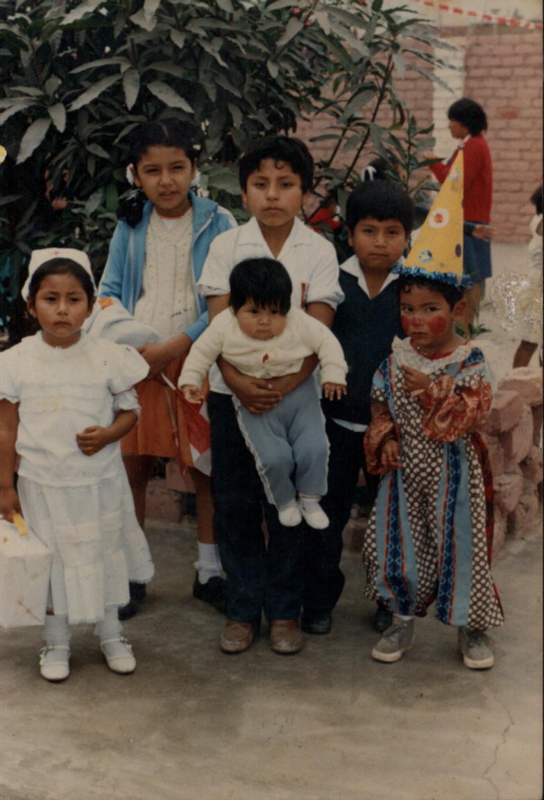 En mi Jardin, Vanessa, Gina, Julio Y el Payasito Ra�l Andr�s...