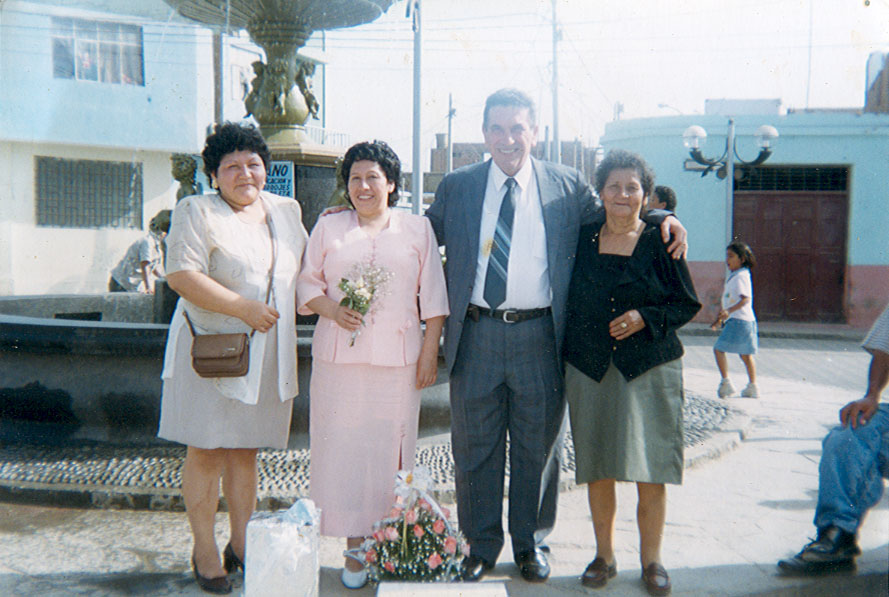 Mi Mami Gladys Esther, Pilar, Manuel y mi Abuelita Rosa Donatila