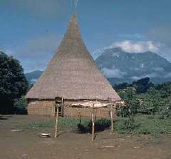 chozaindigena.jpg (7795 bytes)