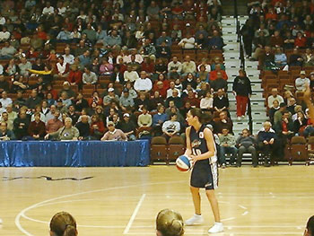 Sue setting up the offense