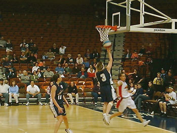 Sue Assist, Stacy Layup