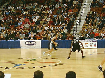 Sue setting up the offense