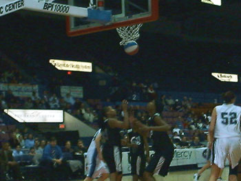 Houston Players under the basket