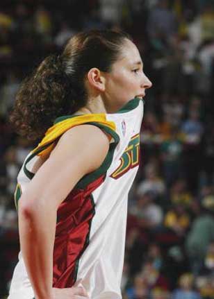 Sue Bird bites her jersey