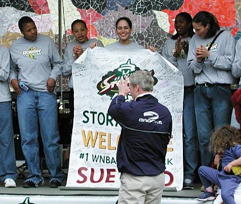 Sue Bird and Teammates at the Fan Fest
