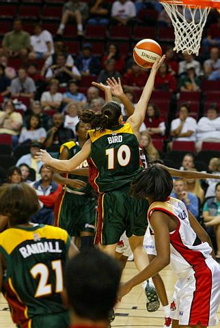 Sue Bird Lay up