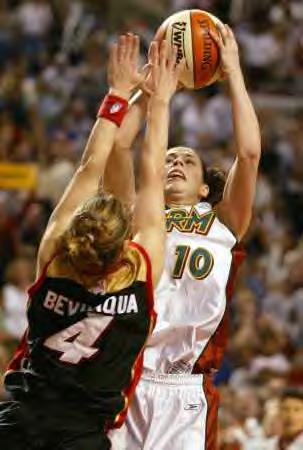 Sue Bird jump shot