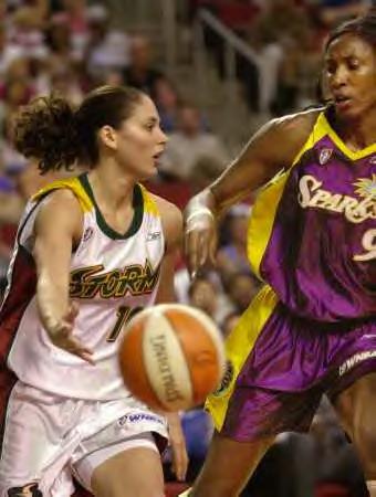 Sue Bird Goes One on One with Lisa Leslie
