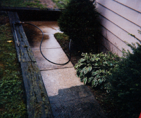Cleaning of a sidewalk