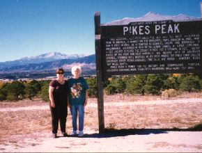 Pikes Peak, Laura & mom, 10/97