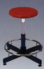 chair.jpg (11318 bytes)