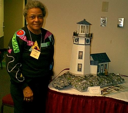 momlighthouse.jpg (53144 bytes)